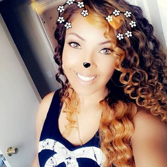 Meet your Posher, Selesse - Picture 1 of 1